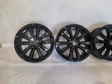 Laden Sie das Bild in den Galerie-Viewer, 4x Alufelge 16 Zoll 6.5" 5x114.3 44ET Schwarz 403005287R Renault Megane Talisman FEL3700319421tm