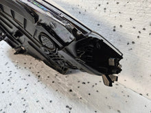Laden Sie das Bild in den Galerie-Viewer, Frontscheinwerfer Porsche Macan 95b 95B941032CQ Xenon Rechts Headlight SCH1861975372km