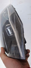 Laden Sie das Bild in den Galerie-Viewer, Frontscheinwerfer VW Polo 2G1941035F Full LED Links Scheinwerfer Headlight SCH2951266743ti