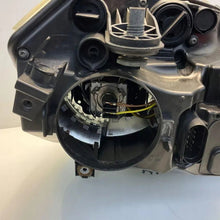Laden Sie das Bild in den Galerie-Viewer, Frontscheinwerfer Mercedes-Benz 12518205 A2048204761 Links Headlight SCH1457327551rt