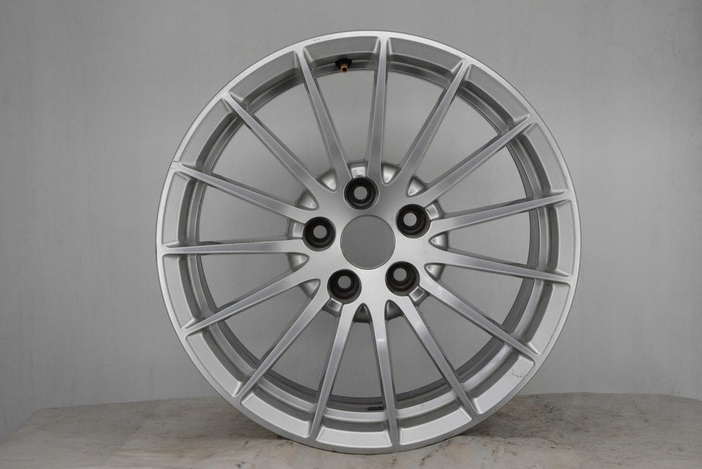 1x Alufelge 17 Zoll 7.5" 5x112 29ET Glanz Silber 8W0601025 Audi B9 Rim Wheel