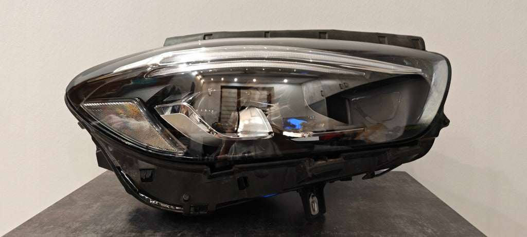 Frontscheinwerfer Mercedes-Benz W247 A2479062603 LED Rechts Headlight SCH8468875685yh