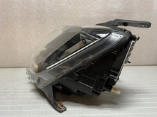 Load image into Gallery viewer, Frontscheinwerfer Dacia Duster 260609367R LED Links Scheinwerfer Headlight SCH7646169892wi