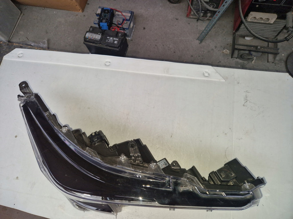 Frontscheinwerfer Toyota Corolla 81110-02S60 LED Rechts Scheinwerfer Headlight SCH8238998593dl
