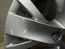 Load image into Gallery viewer, 1x Alufelge 16 Zoll 6.5" 5x112 50ET Glanz Silber 5K0601025AL VW Golf Vi FEL4054474373nl