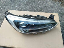 Laden Sie das Bild in den Galerie-Viewer, Frontscheinwerfer Ford Focus JX7B-13E014-AE Full LED Rechts Headlight