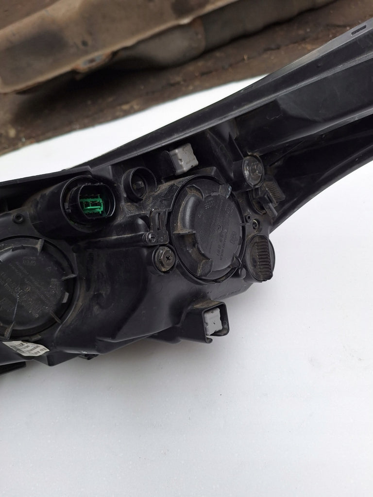 Frontscheinwerfer Kia Ceed 92102-J7051 Rechts Scheinwerfer Headlight SCH4803352359rt