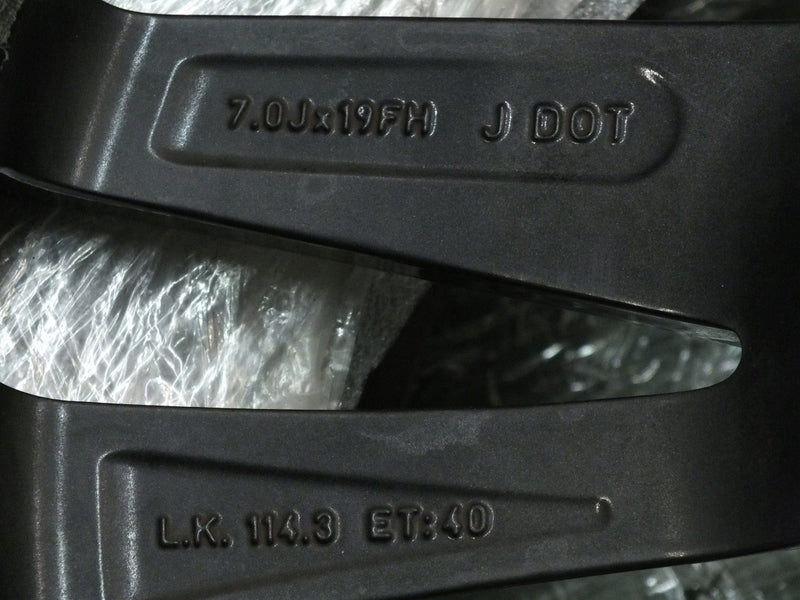 1x Alufelge 19 Zoll 7.0" 5x114.3 40ET Glanz Schwarz KE409-4C400 Nissan Xtrail