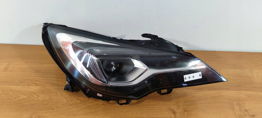 Frontscheinwerfer Opel Astra 39023763 LED Rechts Scheinwerfer Headlight