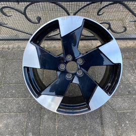 1x Alufelge 19 Zoll 8.0