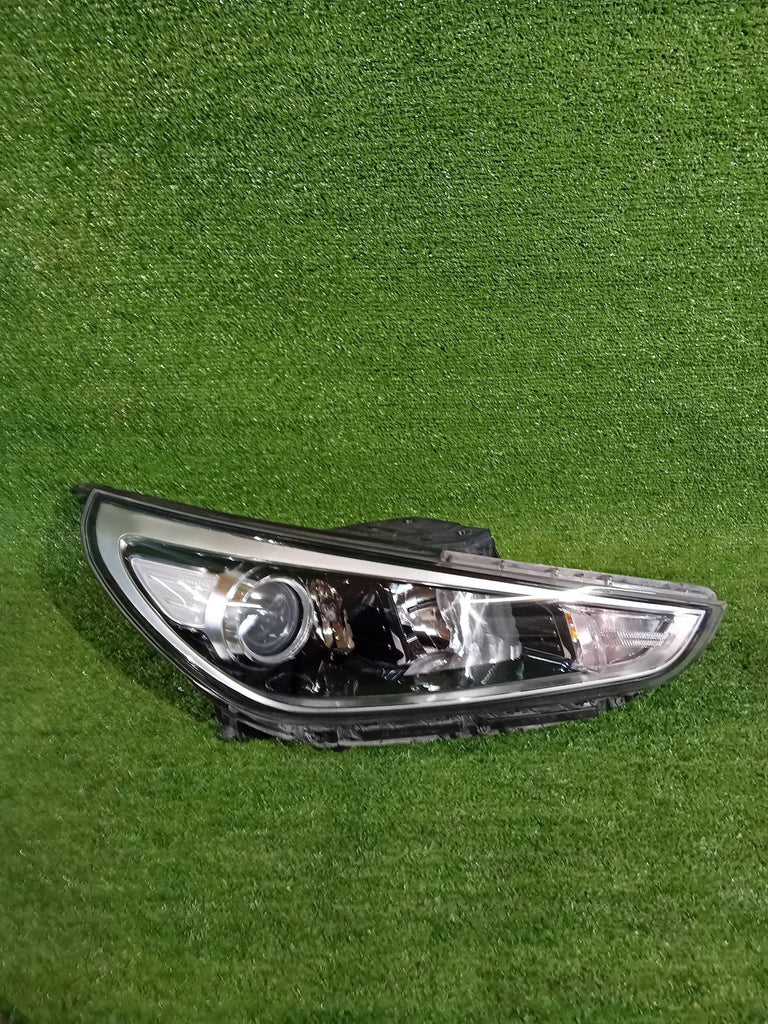 Frontscheinwerfer Hyundai I30 III CSC27311 Rechts Scheinwerfer Headlight SCH4382270284vd