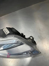 Laden Sie das Bild in den Galerie-Viewer, Frontscheinwerfer Ford Focus BM5113W029AH 16J77R14819 Rechts Headlight SCH8920661223wz