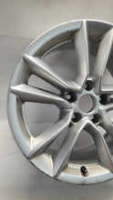 Load image into Gallery viewer, 1x Alufelge 17 Zoll 7.5&quot; 5x112 29ET 8W0601025AG Audi A4 B9 Rim Wheel