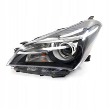 Laden Sie das Bild in den Galerie-Viewer, Frontscheinwerfer Toyota Yaris 81170-0DA30 81130-0DA30 Rechts oder Links