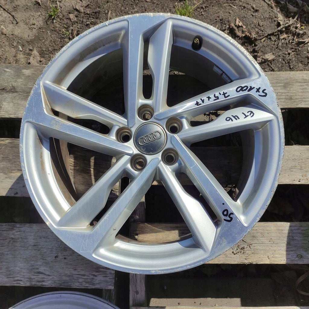 1x Alufelge 17 Zoll 7.5" 5x100 46ET Glanz Silber 82A601025K Audi A1 Rim Wheel