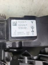 Laden Sie das Bild in den Galerie-Viewer, Frontscheinwerfer Tesla Model 3 1514952-00-D Links Scheinwerfer Headlight SCH8974547549dj