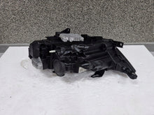 Laden Sie das Bild in den Galerie-Viewer, Frontscheinwerfer Audi A1 82A941034D Full LED Rechts Scheinwerfer Headlight SCH7411575359xs