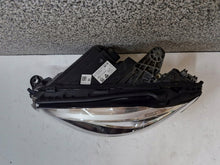 Laden Sie das Bild in den Galerie-Viewer, Frontscheinwerfer Mercedes-Benz W205 A2059065404 Links Scheinwerfer Headlight SCH7005872001uz
