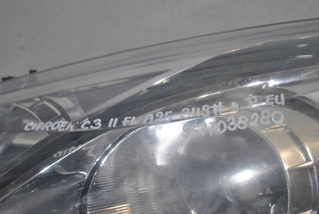 Frontscheinwerfer Citroën C3 II 9677038280 Links Scheinwerfer Headlight
