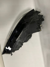 Load image into Gallery viewer, Frontscheinwerfer VW Golf Sportsvan 517941034 Xenon Rechts Headlight SCH5532538725rv