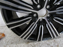Laden Sie das Bild in den Galerie-Viewer, 1x Alufelge 18 Zoll 8.0&quot; 5x108 42ET 31471312 Volvo S60 V60 V90 Rim Wheel
