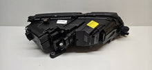 Laden Sie das Bild in den Galerie-Viewer, Frontscheinwerfer Skoda Octavia III 5E1941015D LED Links Scheinwerfer Headlight SCH7439323540yh