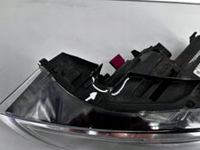 Laden Sie das Bild in den Galerie-Viewer, Frontscheinwerfer Audi Q3 8U0941005 Xenon Ein Stück (Rechts oder Links) SCH6179790425ij