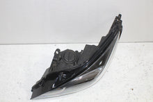 Laden Sie das Bild in den Galerie-Viewer, Frontscheinwerfer Opel Astra K 39195688 LED Ein Stück (Rechts oder Links)