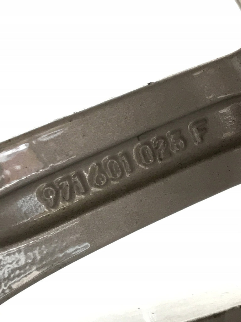 1x Alufelge 19 Zoll 10.5" 5x130 62ET 971601025F Porsche Panamera Rim Wheel