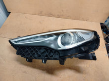 Laden Sie das Bild in den Galerie-Viewer, Frontscheinwerfer Alfa Romeo Stelvio 50552987 Xenon Links Scheinwerfer Headlight SCH6421113621fc