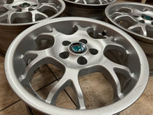 Laden Sie das Bild in den Galerie-Viewer, 4x Alufelge 15 Zoll 7.0" 5x100 35ET Glanz Silber Seat I Rim Wheel FEL9594918644qp