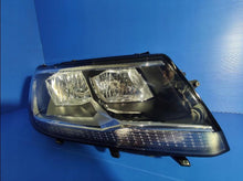 Load image into Gallery viewer, Frontscheinwerfer VW Tiguan 5NB941006B Halogen Rechts Scheinwerfer Headlight