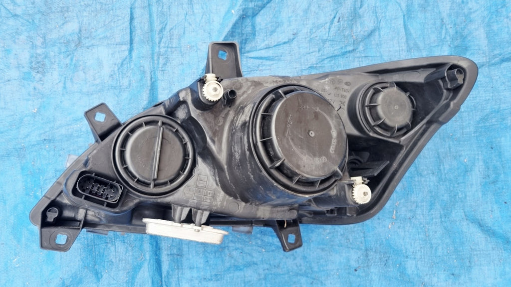 Frontscheinwerfer Mercedes-Benz Vito W639 A6398202961 Rechts Headlight SCH3010760461yv