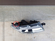 Laden Sie das Bild in den Galerie-Viewer, Frontscheinwerfer Man Tge Crafter 7C1941006B Rechts Scheinwerfer Headlight SCH7484187632hk