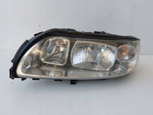 Laden Sie das Bild in den Galerie-Viewer, Frontscheinwerfer Volvo S60 V70 30763548 LED Links Scheinwerfer Headlight SCH3646512827ru