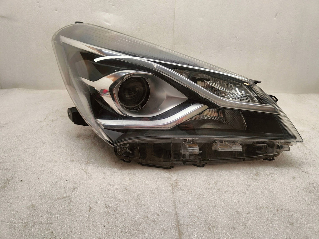 Frontscheinwerfer Toyota Yaris Rechts Scheinwerfer Headlight