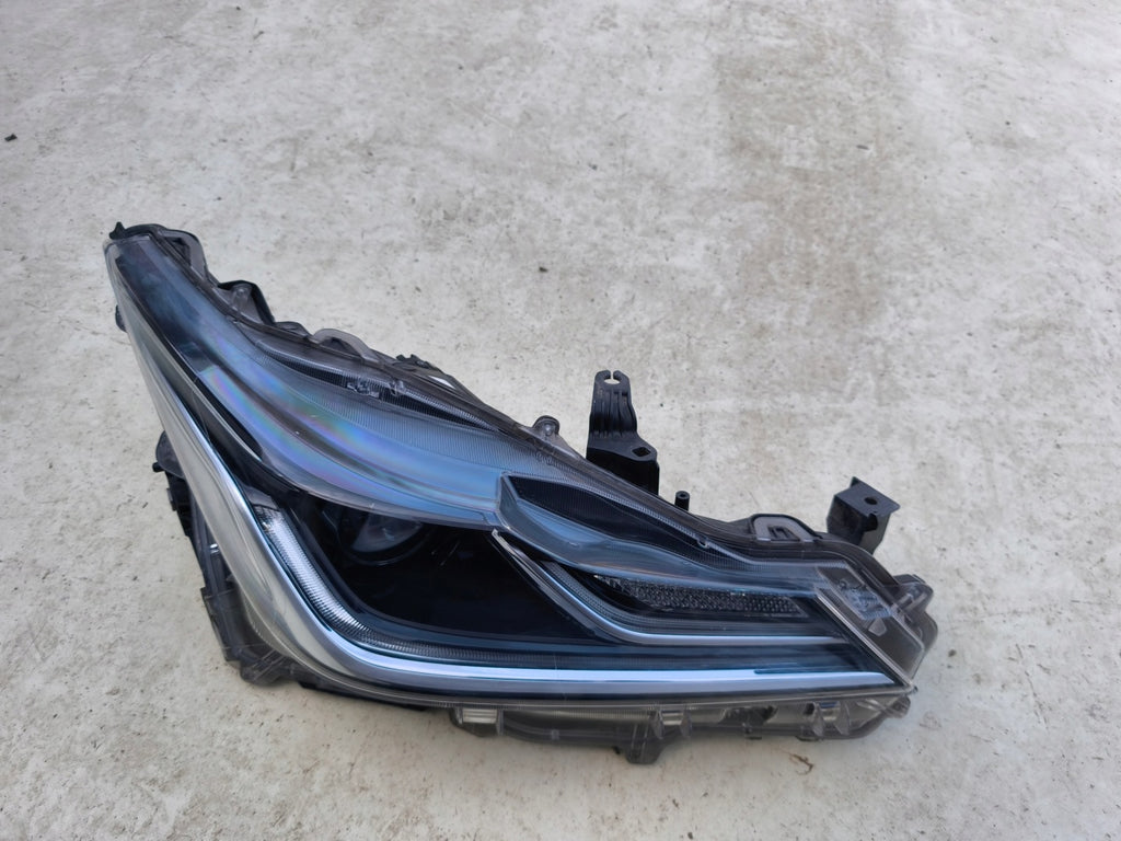Frontscheinwerfer Toyota Corolla 81110-02T51-00 Rechts Scheinwerfer Headlight SCH1717537790ia