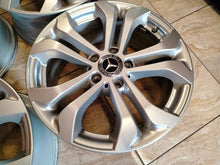 Load image into Gallery viewer, 4x Alufelge 17 Zoll 7.5" 5x112 36ET Glanz Silber A2534010600 Mercedes-Benz Mg FEL7074999264tx