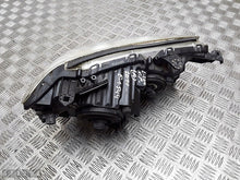 Laden Sie das Bild in den Galerie-Viewer, Frontscheinwerfer Mitsubishi L200 Rechts Scheinwerfer Headlight SCH2608093742ll