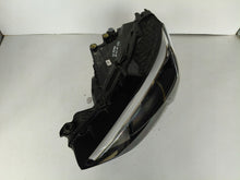 Laden Sie das Bild in den Galerie-Viewer, Frontscheinwerfer Audi Q3 83A941011 Full LED Links Scheinwerfer Headlight SCH4679052415aw