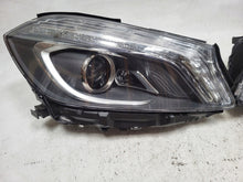 Laden Sie das Bild in den Galerie-Viewer, Frontscheinwerfer Mercedes-Benz W176 A1768200661 Ein Satz Scheinwerfer Headlight SCH6072250881zg