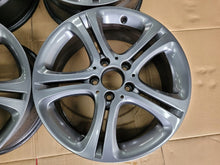 Load image into Gallery viewer, 4x Alufelge 17 Zoll 7.5" 5x112 52ET A2464011002 Mercedes-Benz Cla C117 Rim Wheel FEL5833910972qi