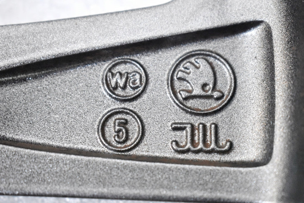 1x Alufelge 16 Zoll 7.0" 5x100 46ET 6V0601025J 6V0601025G MAD-AR81 Mg Rim Wheel