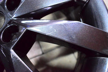 Laden Sie das Bild in den Galerie-Viewer, 1x Alufelge 17 Zoll 6.0&quot; 5x112 48ET Glanz Graphit 5E0601025N Skoda Octavia Iii