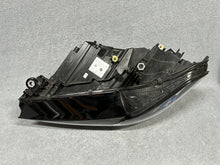 Laden Sie das Bild in den Galerie-Viewer, Frontscheinwerfer BMW X5 G05 G06 5A8E105-01 LED Links Scheinwerfer Headlight SCH9813038383is
