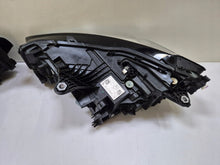Laden Sie das Bild in den Galerie-Viewer, Frontscheinwerfer BMW 2 Active Tourer U06 5A42247 5A42248 Full LED Ein Satz SCH4504945217tf