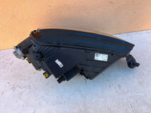 Laden Sie das Bild in den Galerie-Viewer, Frontscheinwerfer Skoda Karoq 57B941035B LED Links Scheinwerfer Headlight SCH6788301682oy