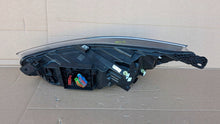 Laden Sie das Bild in den Galerie-Viewer, Frontscheinwerfer Ford Focus NX7B-13E016-AG LED Rechts Scheinwerfer Headlight SCH2810543953br