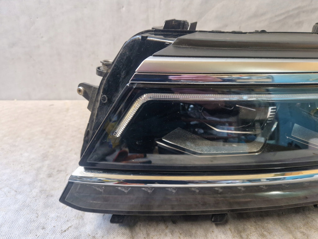 Frontscheinwerfer VW Tiguan 5NB941081A Links Scheinwerfer Headlight SCH9667898889gz