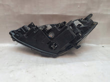 Load image into Gallery viewer, Frontscheinwerfer Toyota Yaris LED Rechts Scheinwerfer Headlight